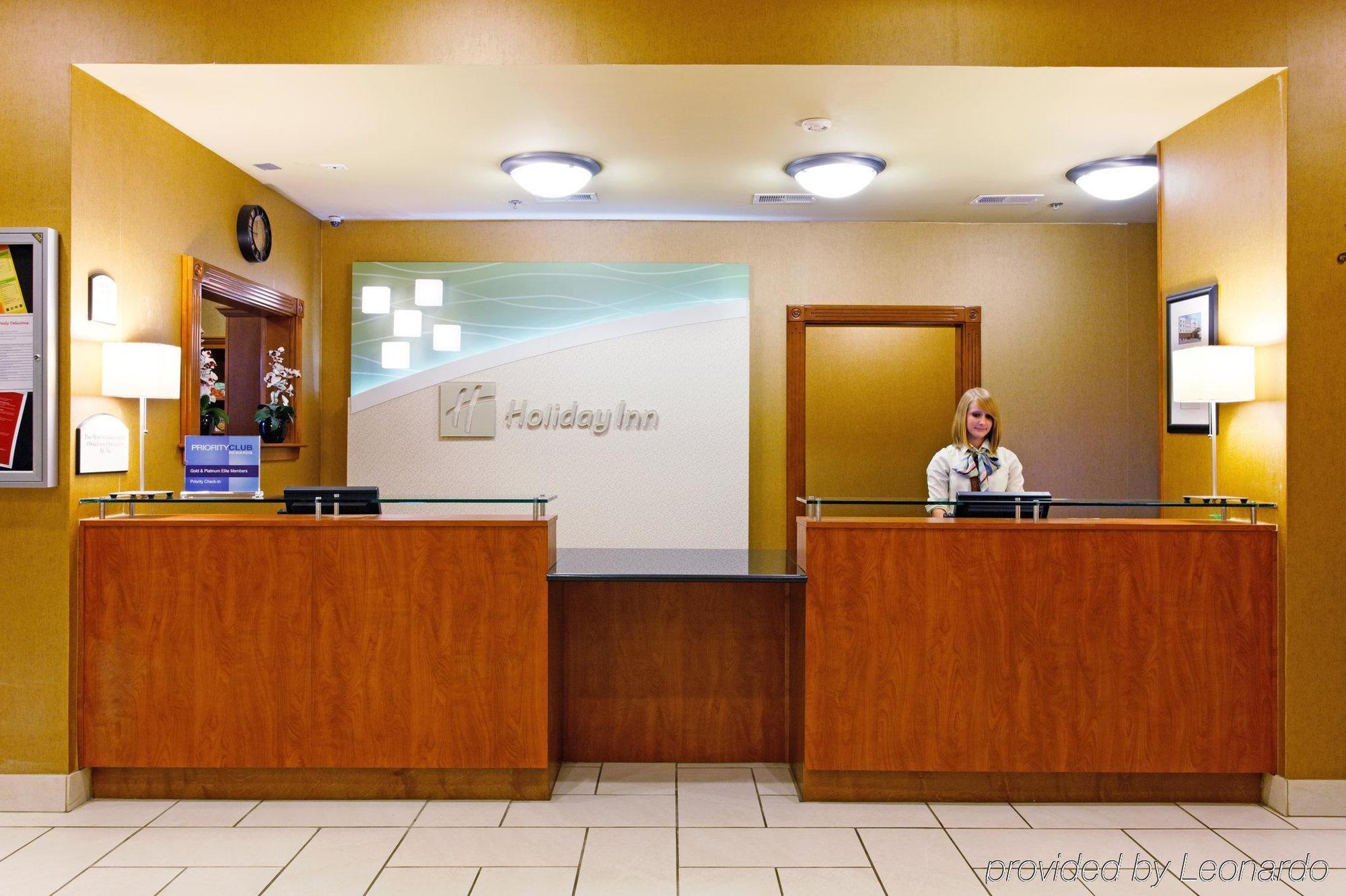 Holiday Inn Hotels Batesville By Ihg Interior photo